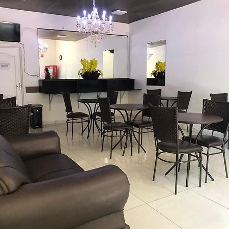 Hotel Vila Real Dourados Eksteriør bilde