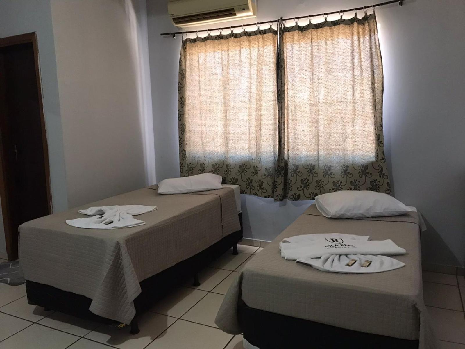 Hotel Vila Real Dourados Eksteriør bilde